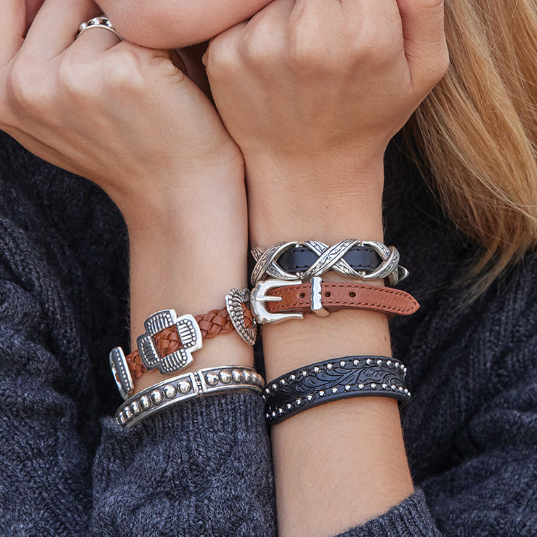 A gift is worth a thousand words. | Pandora bracelet designs, Pandora  bracelets, Pandora charms
