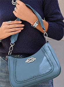 Illumina Bow Post Earrings Gift Box