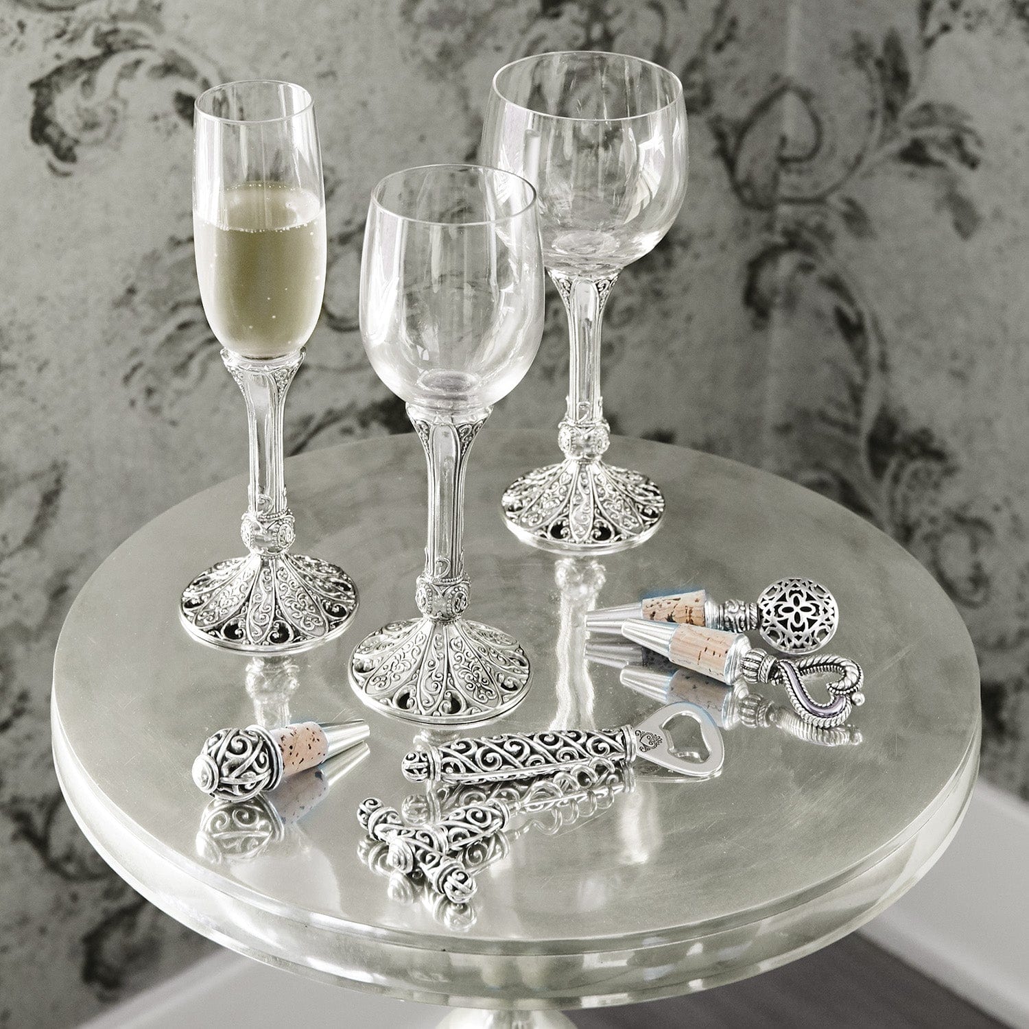 Brighton Celebration Wine Glass - Thumbnail 2