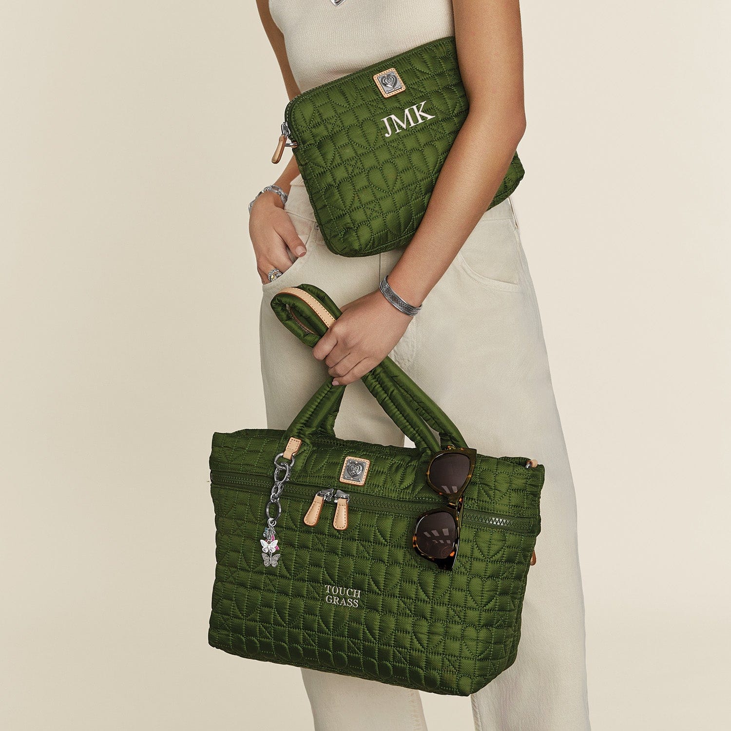 Personalized Amara Large Tote army-green 32