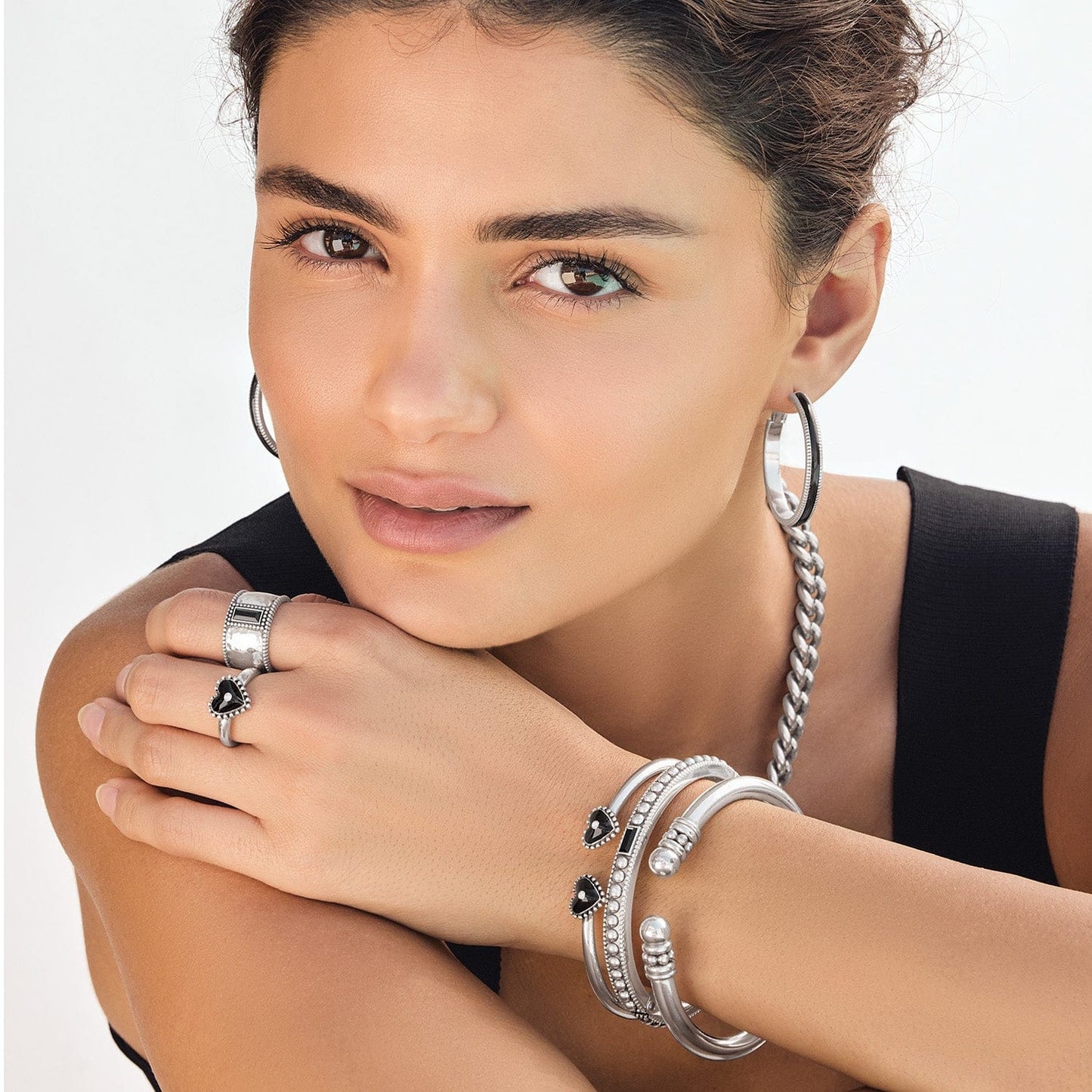 Pretty Tough Amour Heart Ring