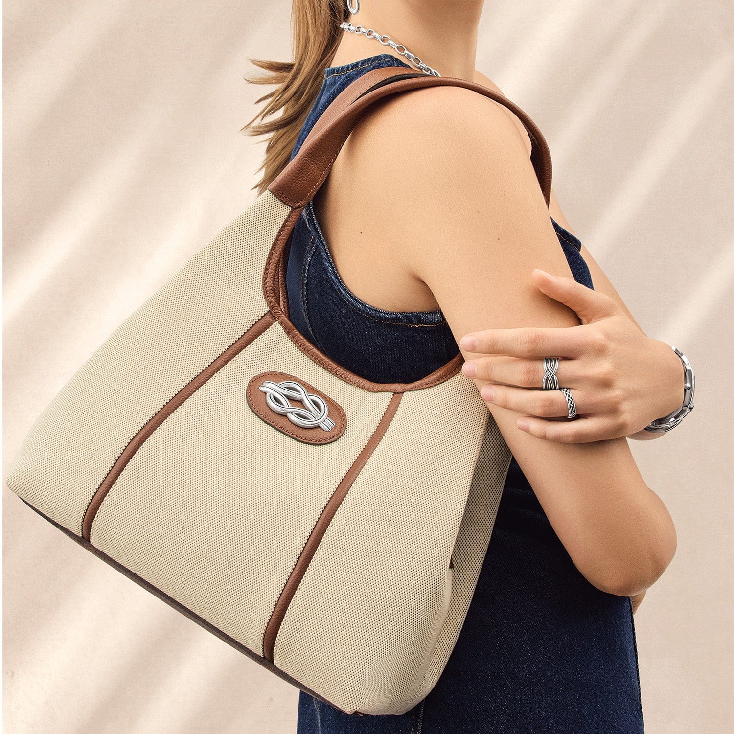 Selene Canvas Shoulder Bag bourbon 4