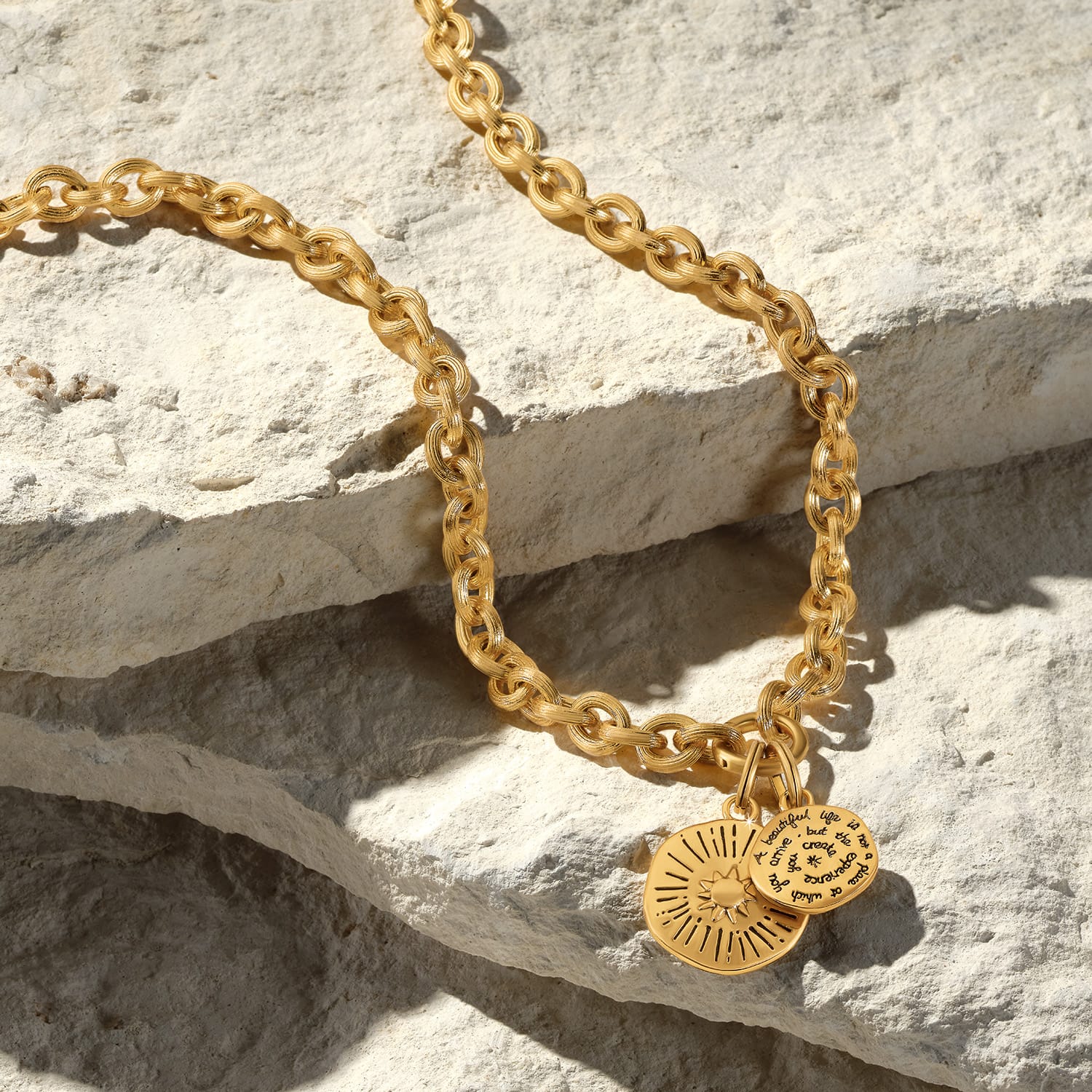 Token Lavish Link Round Charm Necklace gold 5